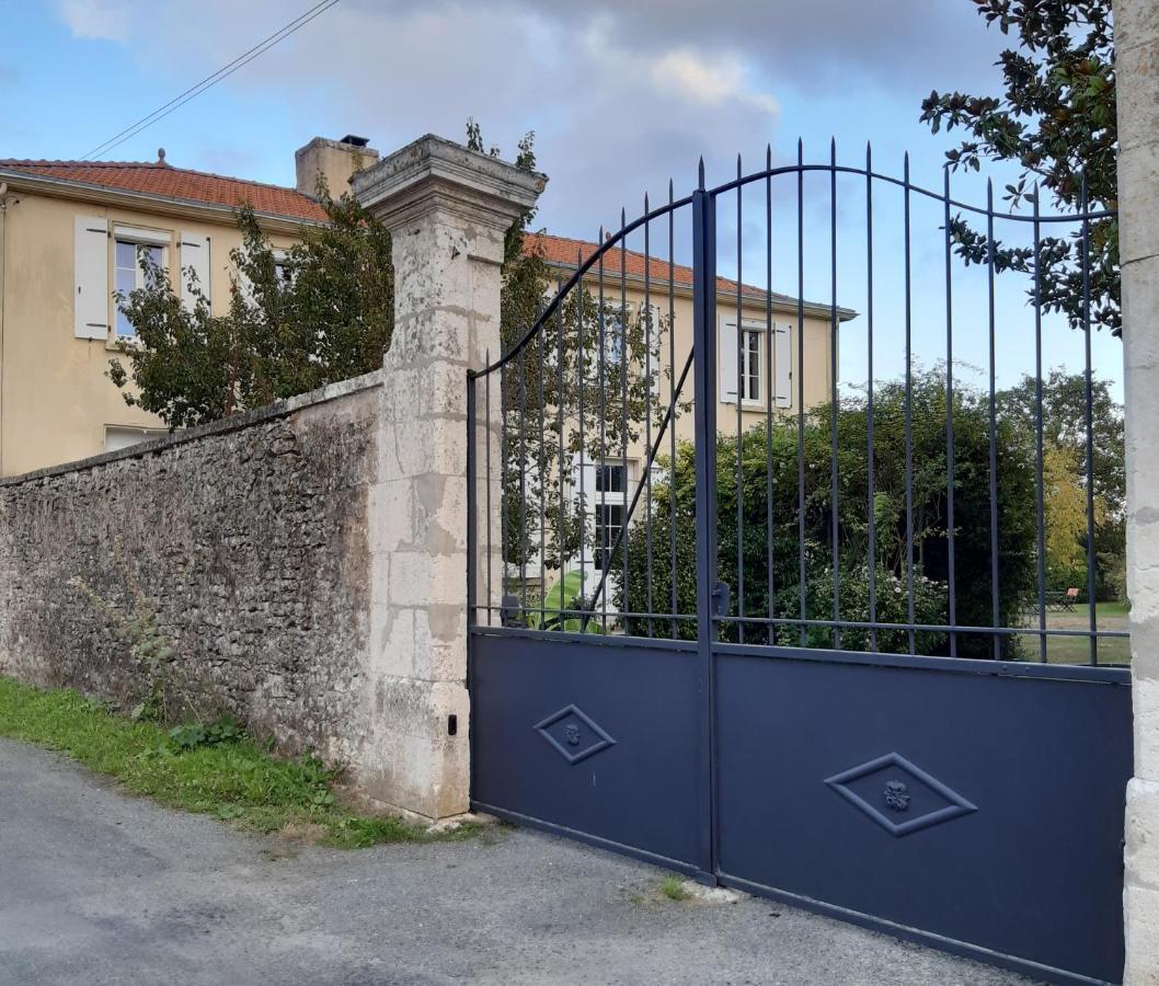 La Cle Du Puy Panzió Cabariot Kültér fotó